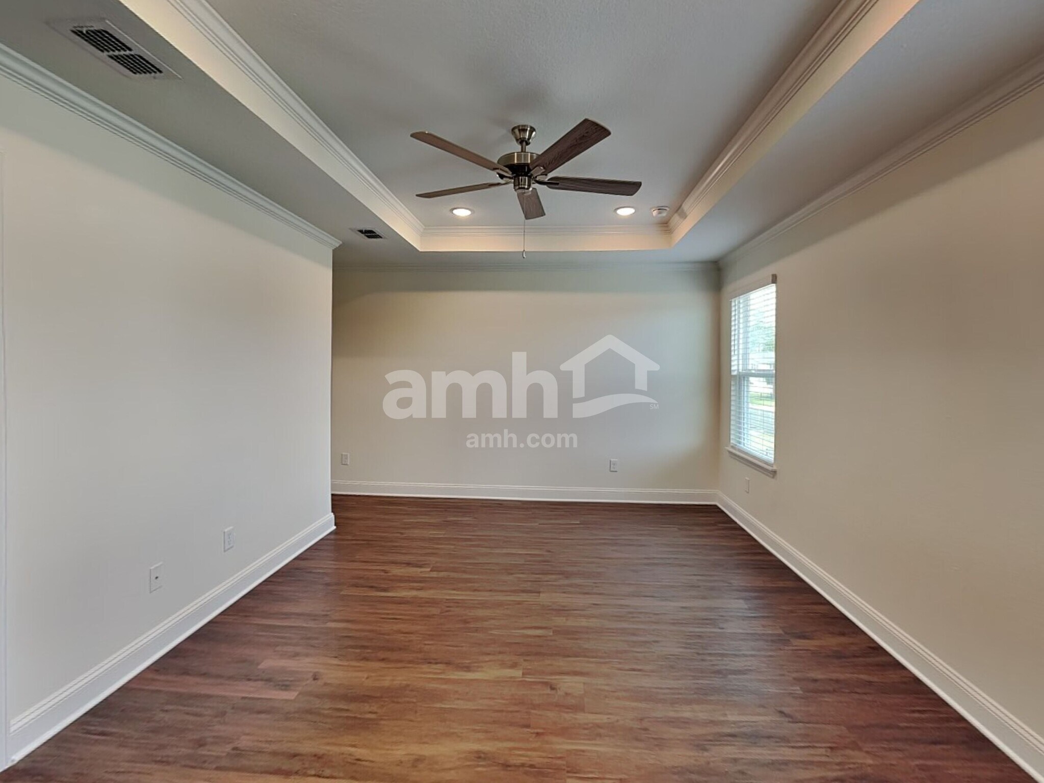 Building Photo - 616 Onate Cir