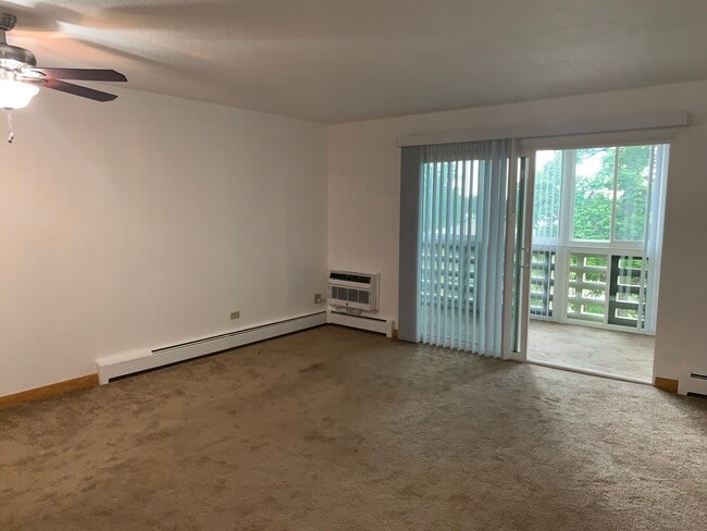 Primary Photo - 745 S Alton Way