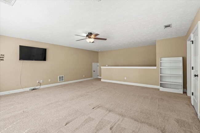 Building Photo - 839 Leyland Ln