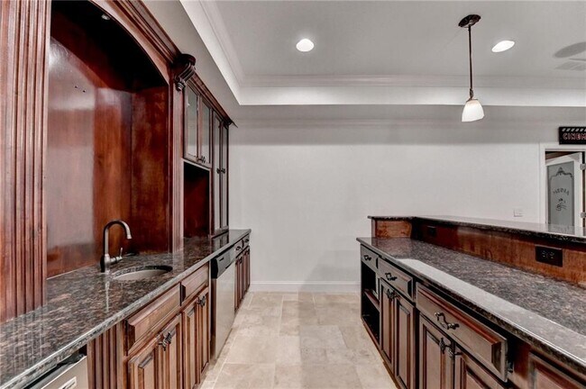 Building Photo - 7970 St Marlo Fairway Dr