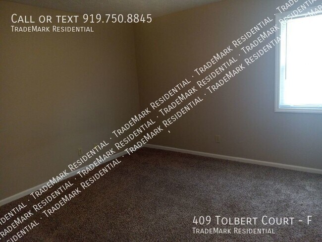 Building Photo - 409 Tolbert Ct
