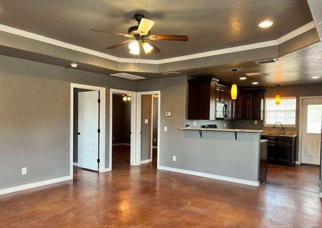 Building Photo - 2-Bedroom Barndominium