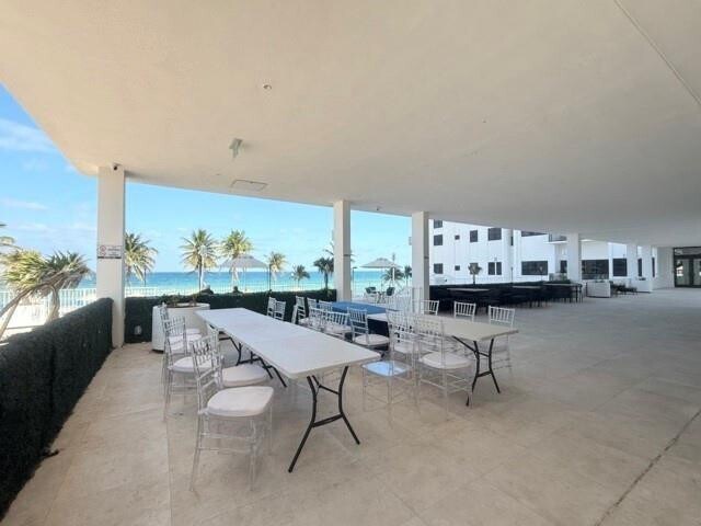 Building Photo - 2101 S Ocean Dr