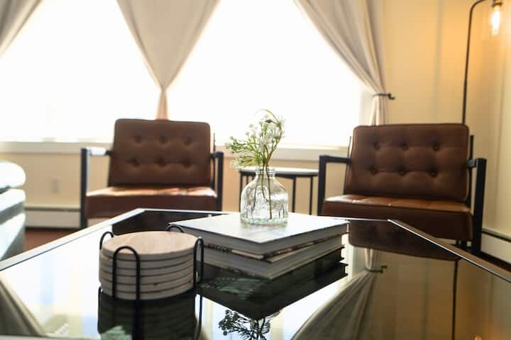 Building Photo - 9103 Columbia Ave