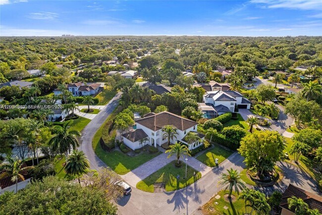 Building Photo - 16449 SW 84th Pl