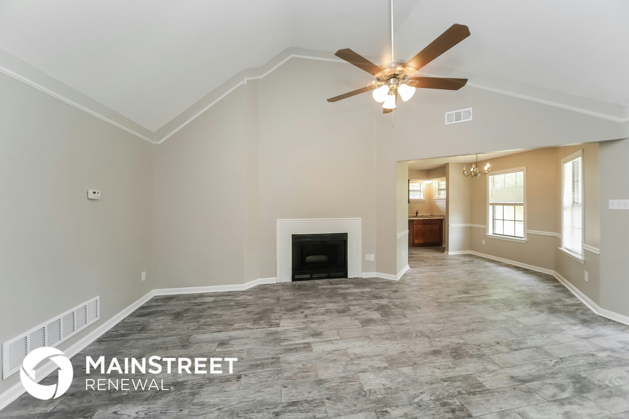 Building Photo - 6580 Silver Oak Cove
