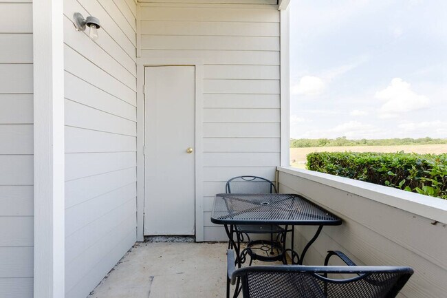 Building Photo - 12166 Metric Blvd