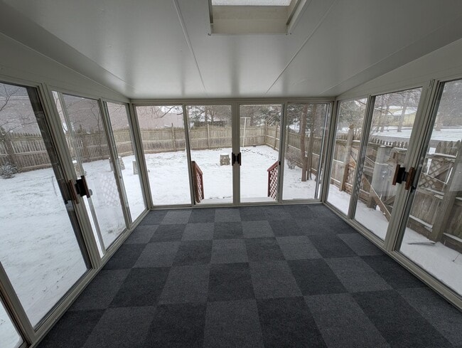 Building Photo - 35 Terrel Dr