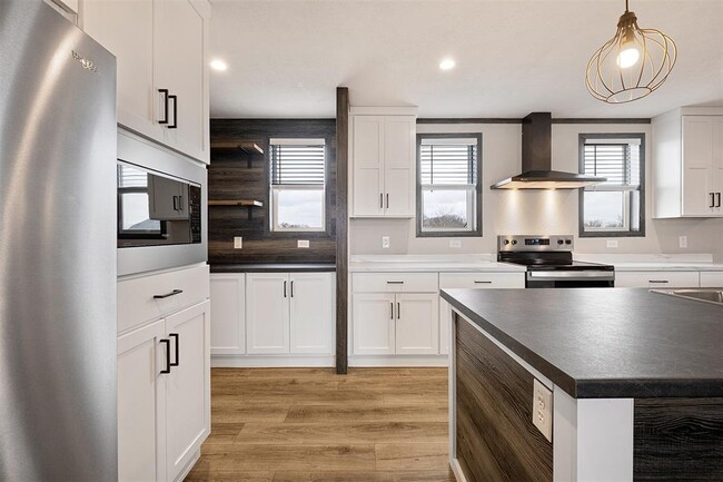 Building Photo - 339 Lower Red Rock Rd