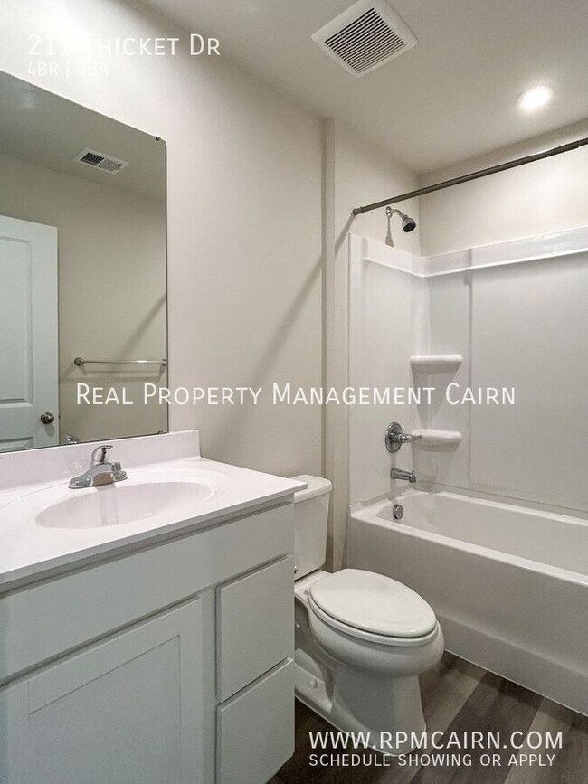 Building Photo - 217 Thicket Dr