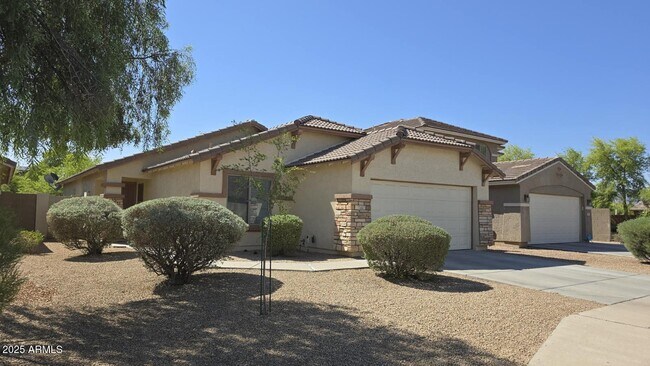 Building Photo - 7327 W Magdalena Ln