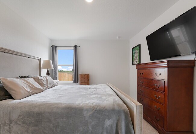 Building Photo - "NO RENT UNTIL SEP 1! Charming 4-Bedroom Oasis with 2 Full Baths in Converse - 1500 Sq Ft of Comf...