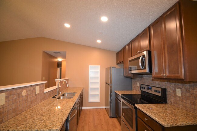 Building Photo - 4618 Excalibur Ct
