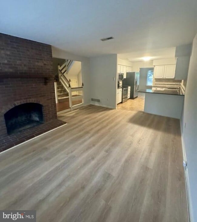 Building Photo - 74 Highgate Ln