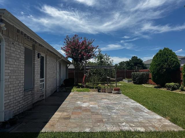 Building Photo - 3116 Teodoro Dr