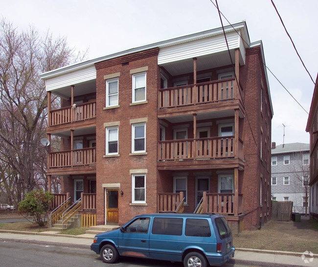 Building Photo - 18-22 Riverview Pl