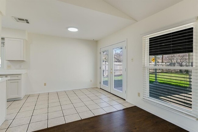 Building Photo - 5608 Honey Dew Terrace