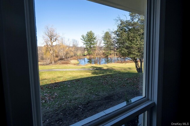 Building Photo - 58 On the Green