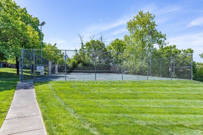 Building Photo - 5918 Stone Brook Dr