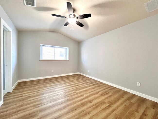 Building Photo - 1517 Big Thicket Dr