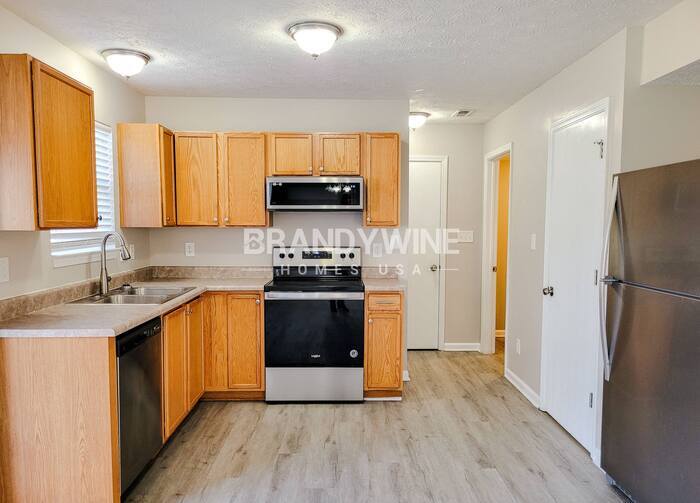 Building Photo - 1135 Valley Forge Dr