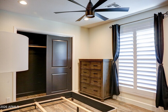 Building Photo - 2016 E State Ave