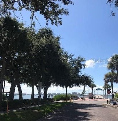 Building Photo - 5016 18th Ave S