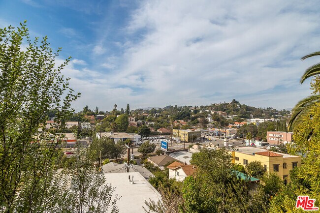 Building Photo - 1912 Liberty Ct