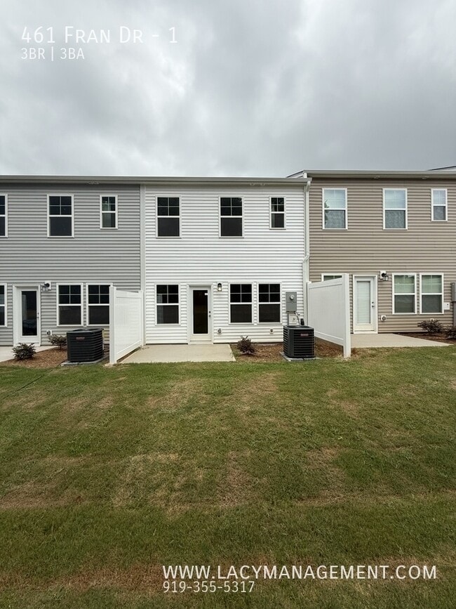 Building Photo - 461 Fran Dr