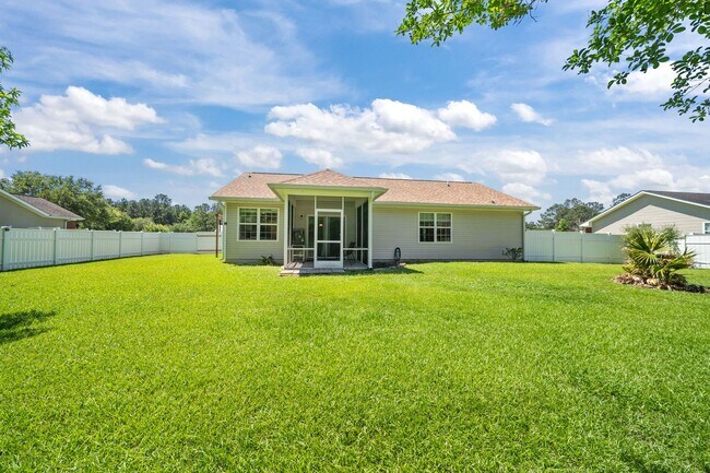 Building Photo - 217 Antigua Pl