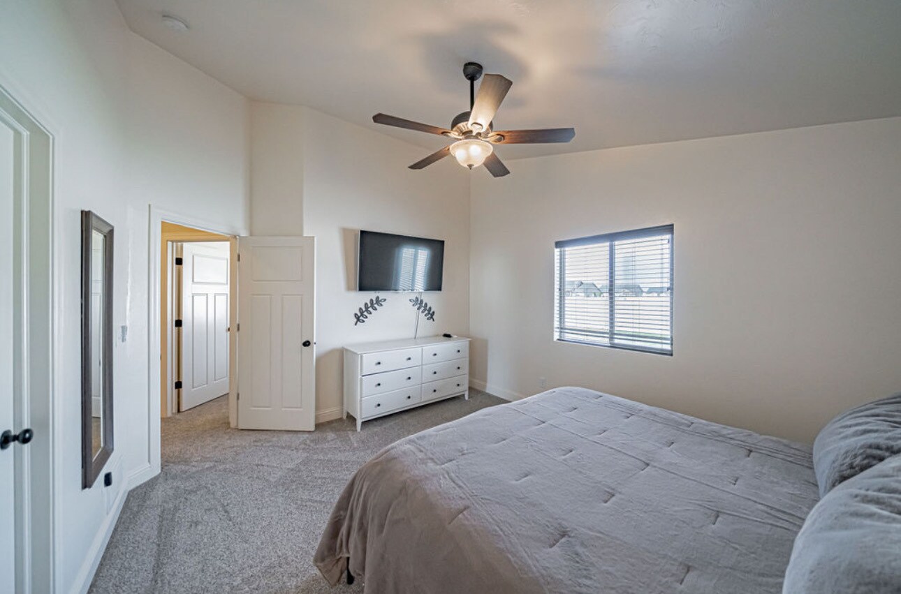 Building Photo - 3853 Tradition Ct