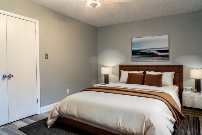 Building Photo - 109 Mallard Cove