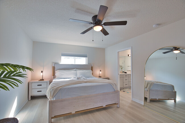 Building Photo - 3887 Hawkeye Cir