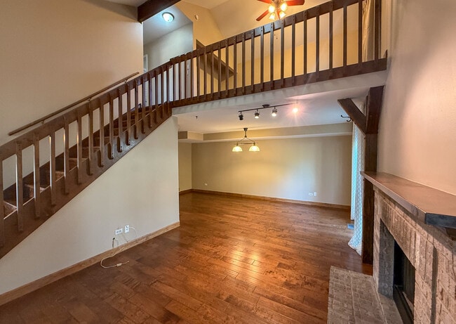 Building Photo - 15528 Whitehall Ln