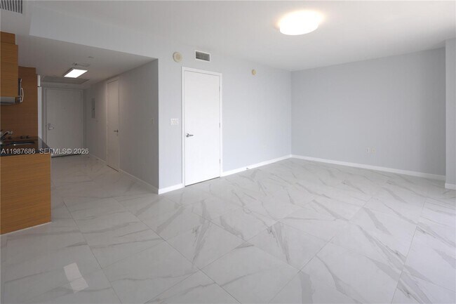 Building Photo - 50 Biscayne Blvd