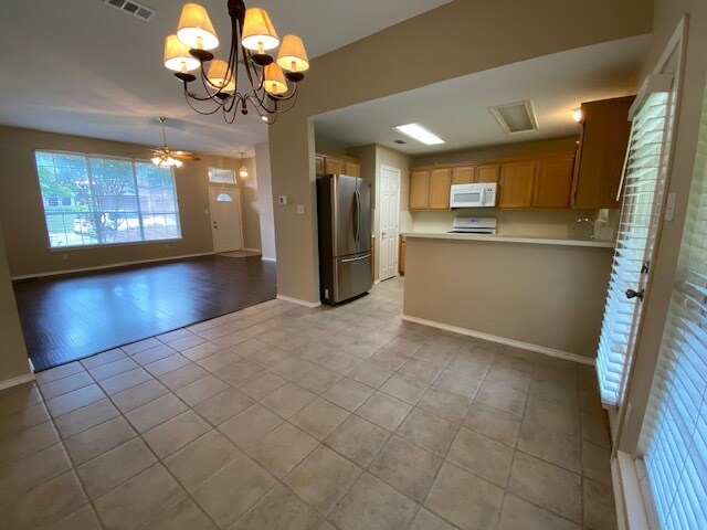 Dining Area - 1115 Oak Tree Drive