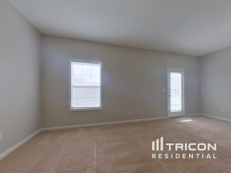 Building Photo - 116 Angel Garden Way