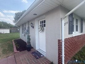 Building Photo - 2717 Goolsby Ave