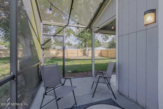 Building Photo - 589 Arthur Middleton Cir
