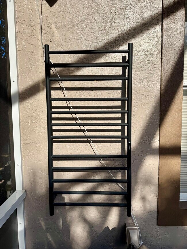 Building Photo - 8561 Lawson Cir