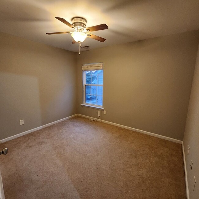 Building Photo - 8517 Cool Vista Ln
