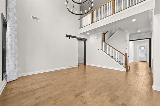 Building Photo - 3475 Benedict Pl