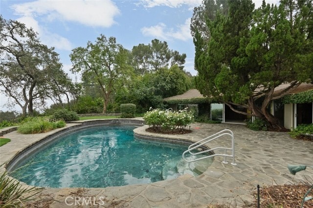 Building Photo - 1218 Flintridge Ave