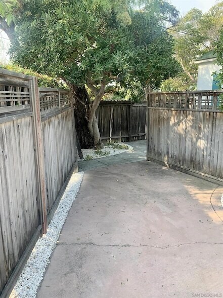 Building Photo - 7855 Exchange Pl