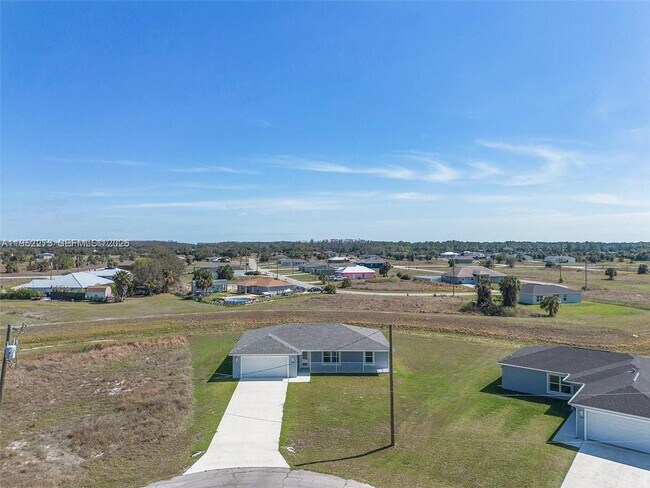 Building Photo - 1158 Norge Ct