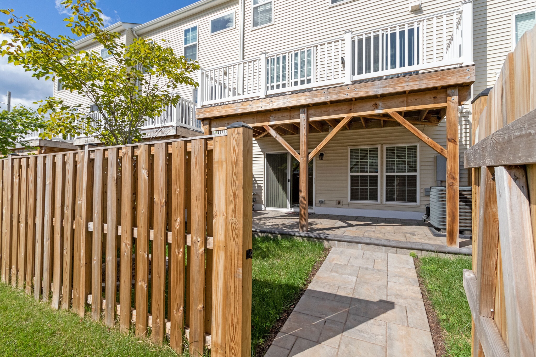 Patio - 9093 Connor House Rd