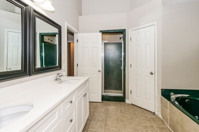 Building Photo - 1171 Stable Run Dr