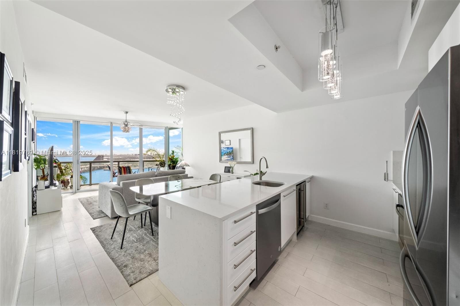 Building Photo - 888 Biscayne Blvd