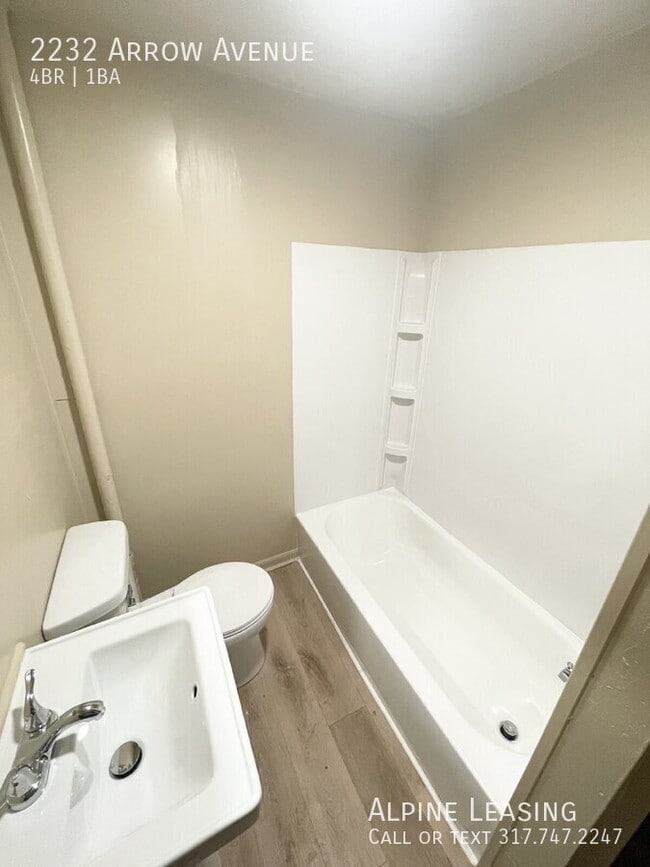 Building Photo - 2232 Arrow Ave