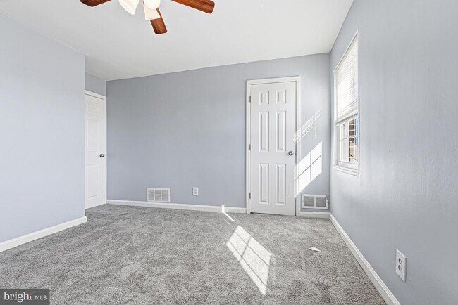 Building Photo - 7532 Rabon Ave